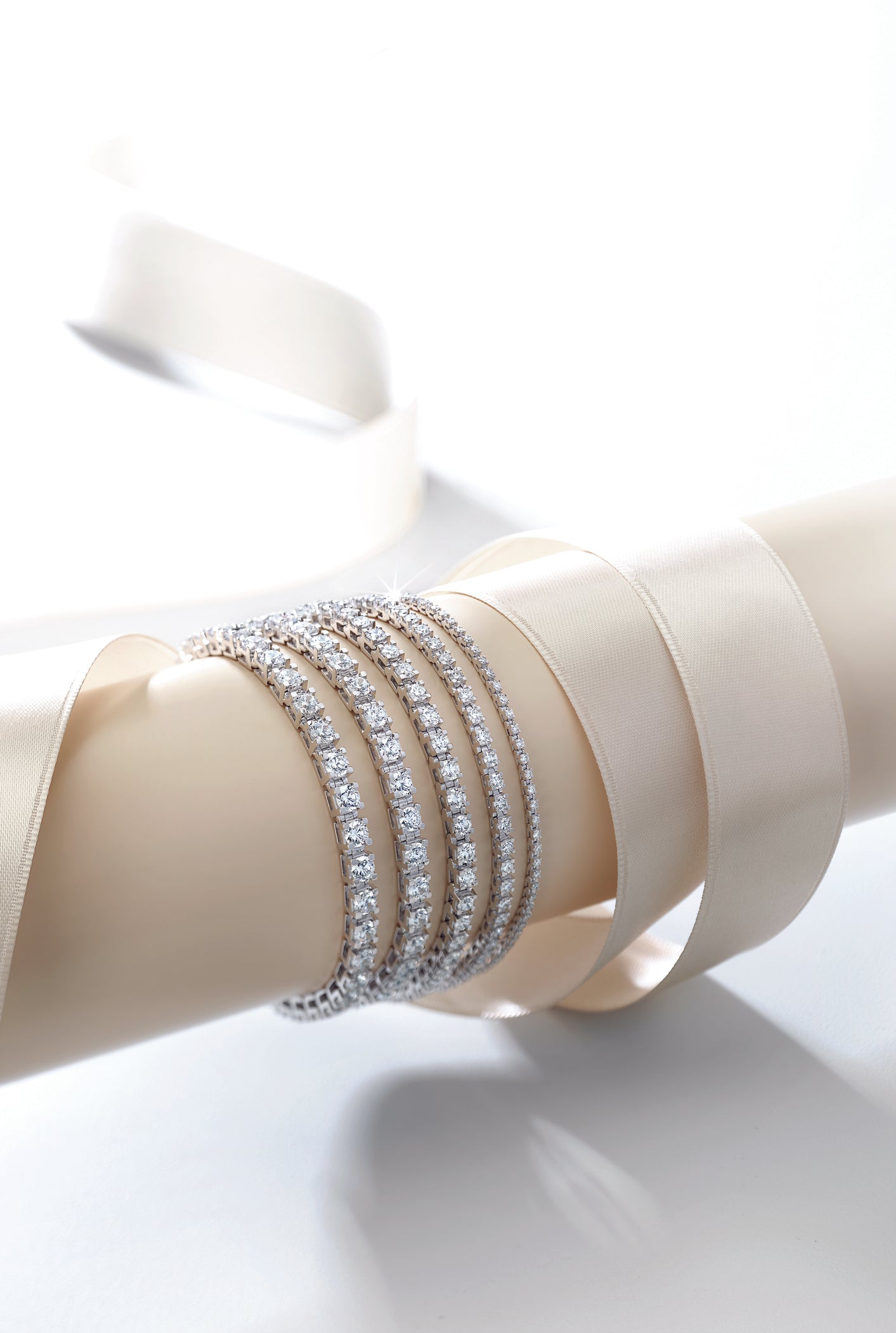 LINE BRACELET