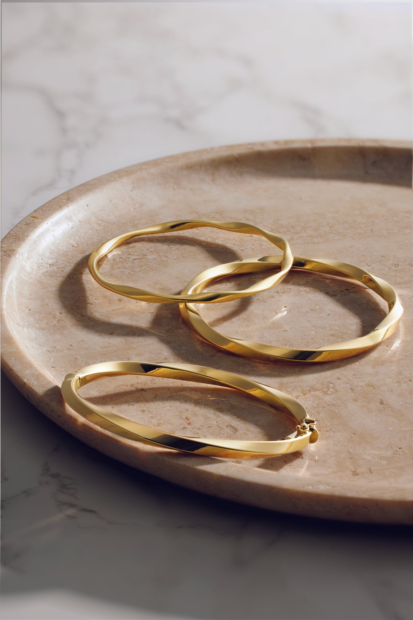 BANGLE BRACELET